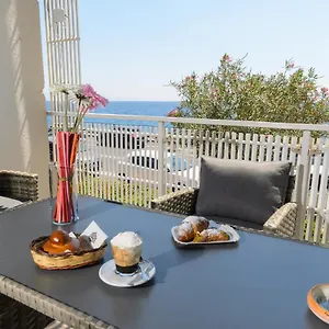Bed & Breakfast Marina D'agrò Santa Teresa Di Riva