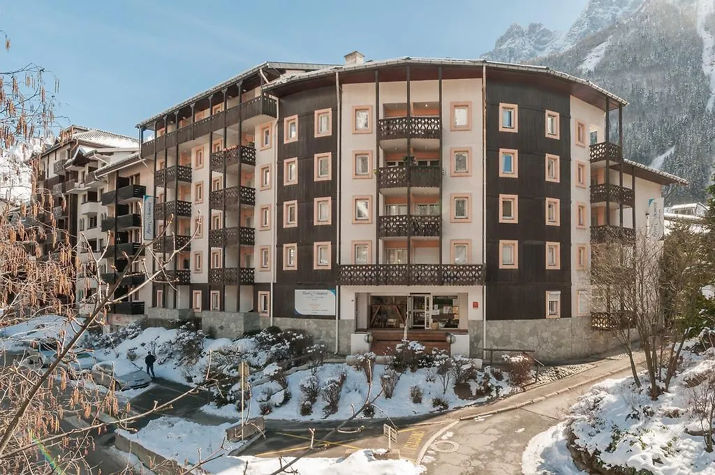 Residence Pierre & Vacances La Riviere contacts