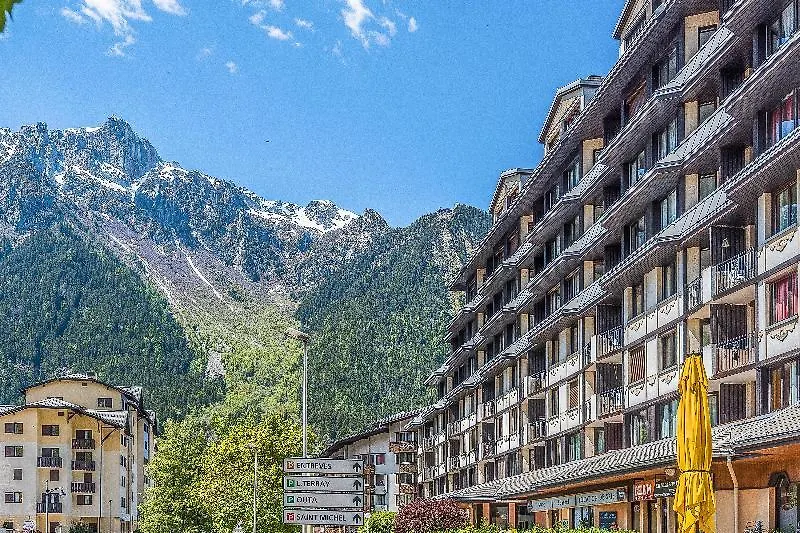 Residence Pierre & Vacances La Riviere Chamonix 3*,  France